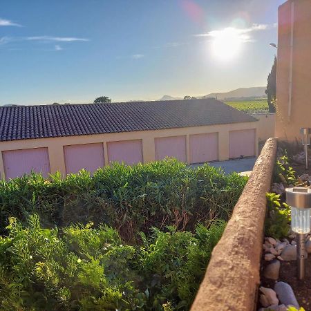 Coquet Studio Avec Belle Terrasse Apartman La Londe-les-Maures Kültér fotó