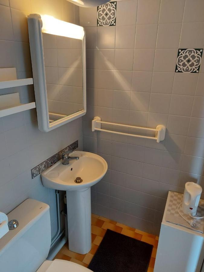 Coquet Studio Avec Belle Terrasse Apartman La Londe-les-Maures Kültér fotó