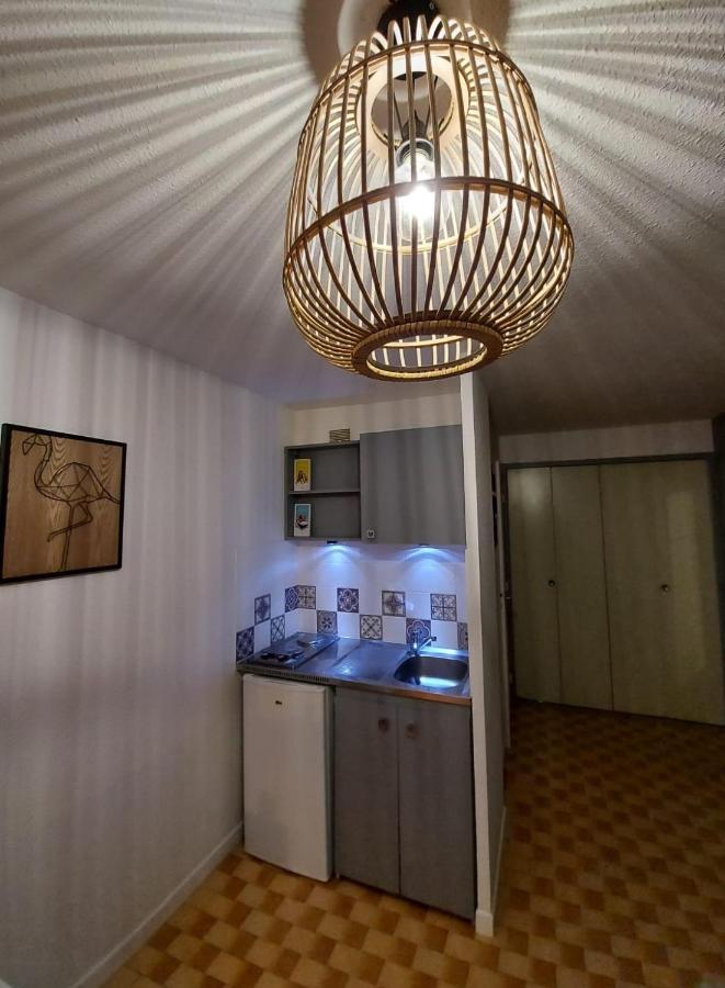 Coquet Studio Avec Belle Terrasse Apartman La Londe-les-Maures Kültér fotó